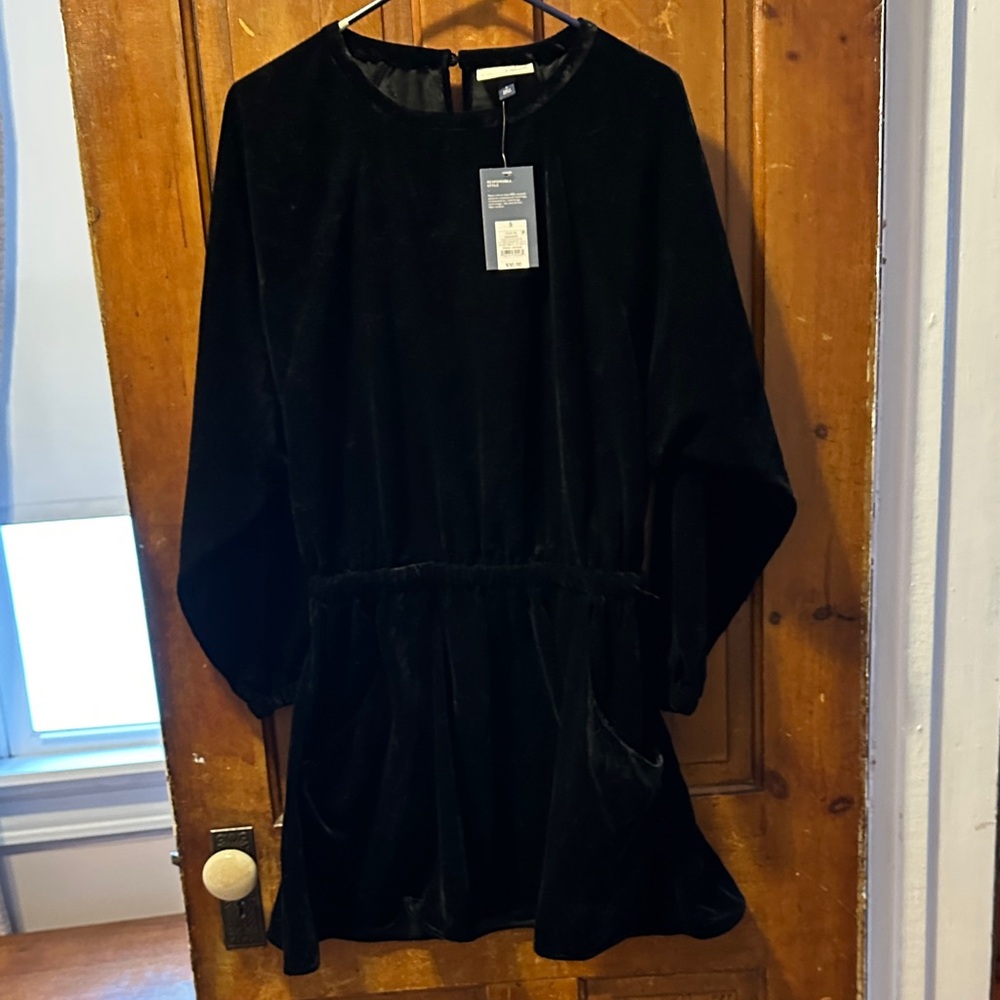 Elegant Black Dress